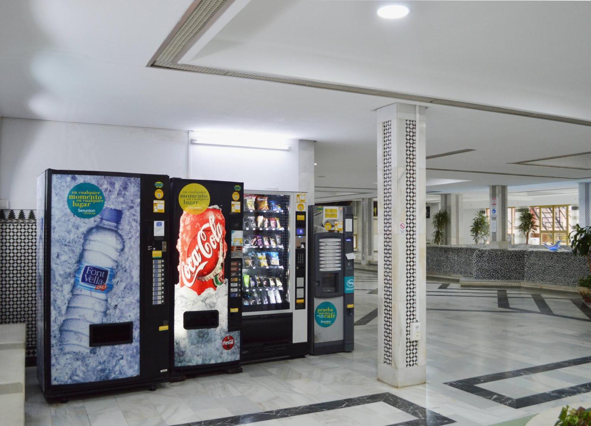 Apartment With Swimming Pool Open Year