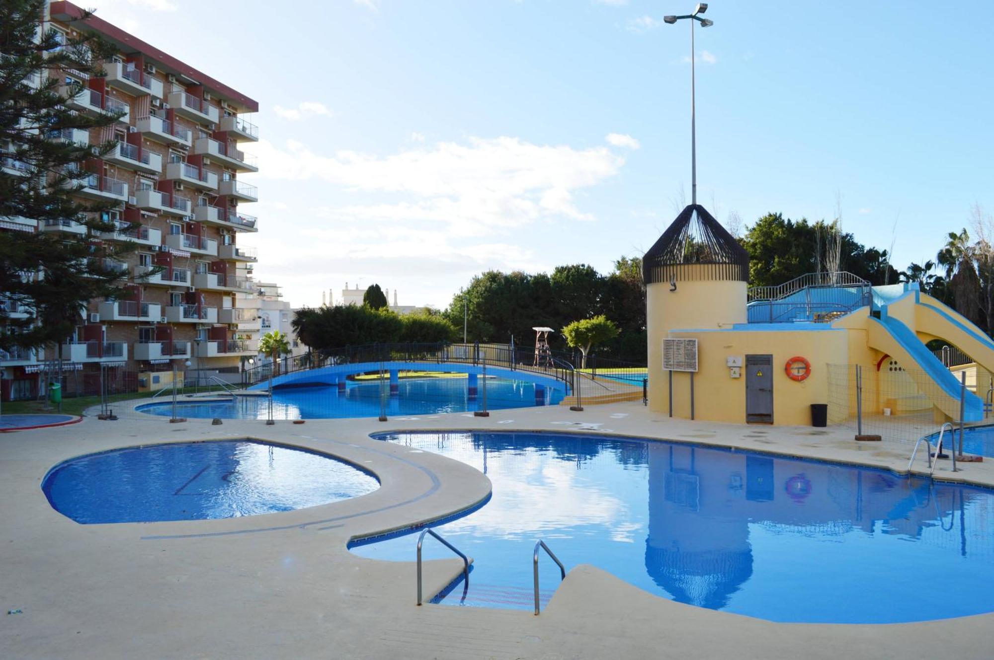 With Swimming Pool Open Year Benalmadena