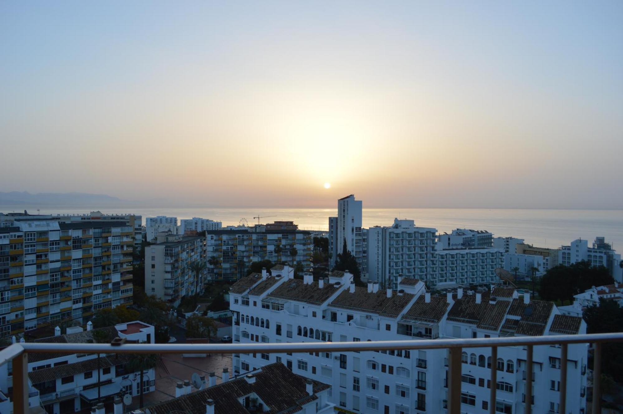 Apartment With Swimming Pool Open Year *